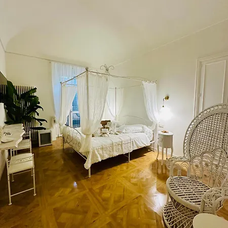 La Presentosa Bed & Breakfast