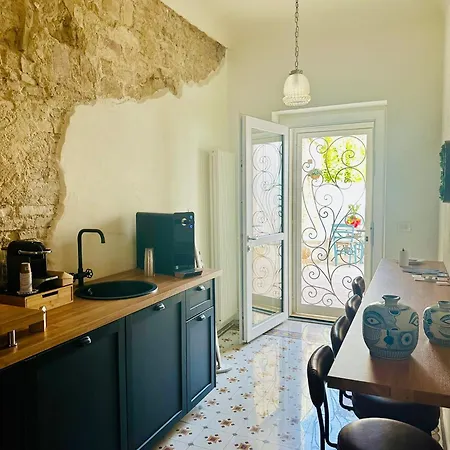 La Presentosa Bed & Breakfast