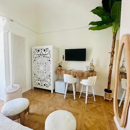 לינה וארוחת בוקר La Presentosa פוסאצ'סיה