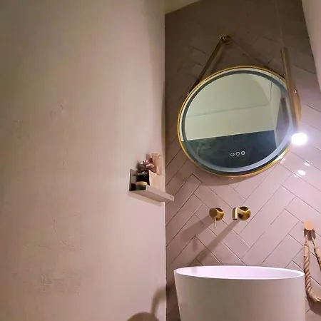 La Presentosa לינה וארוחת בוקר 4*