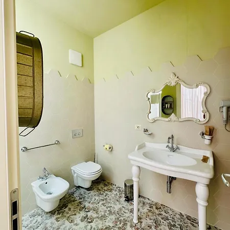 Oda ve Kahvaltı La Presentosa