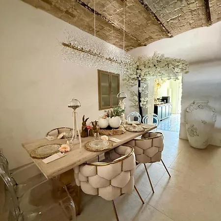 La Presentosa Bed & Breakfast 4*